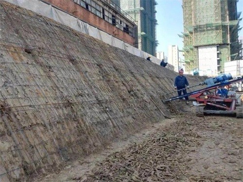 凤凰建筑边坡支护
