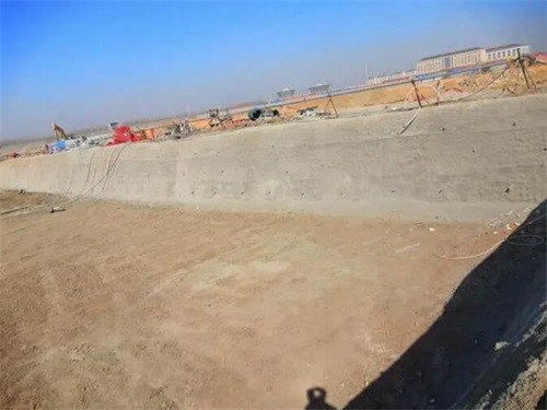 凤凰高铁桩基础建设